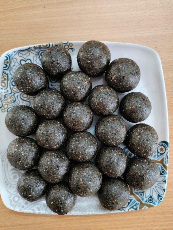 Sesame Laddu/Ellu Urundai