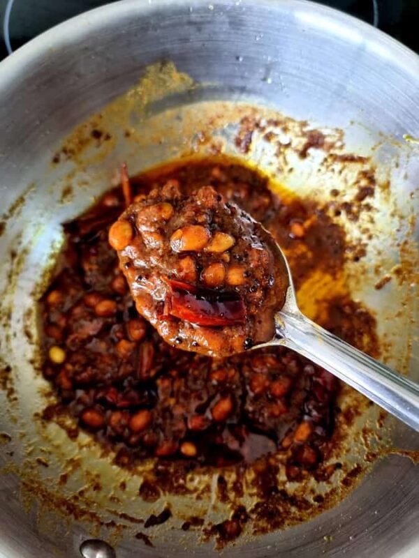 PULIKACHAL / PULIYODHARAI MIX